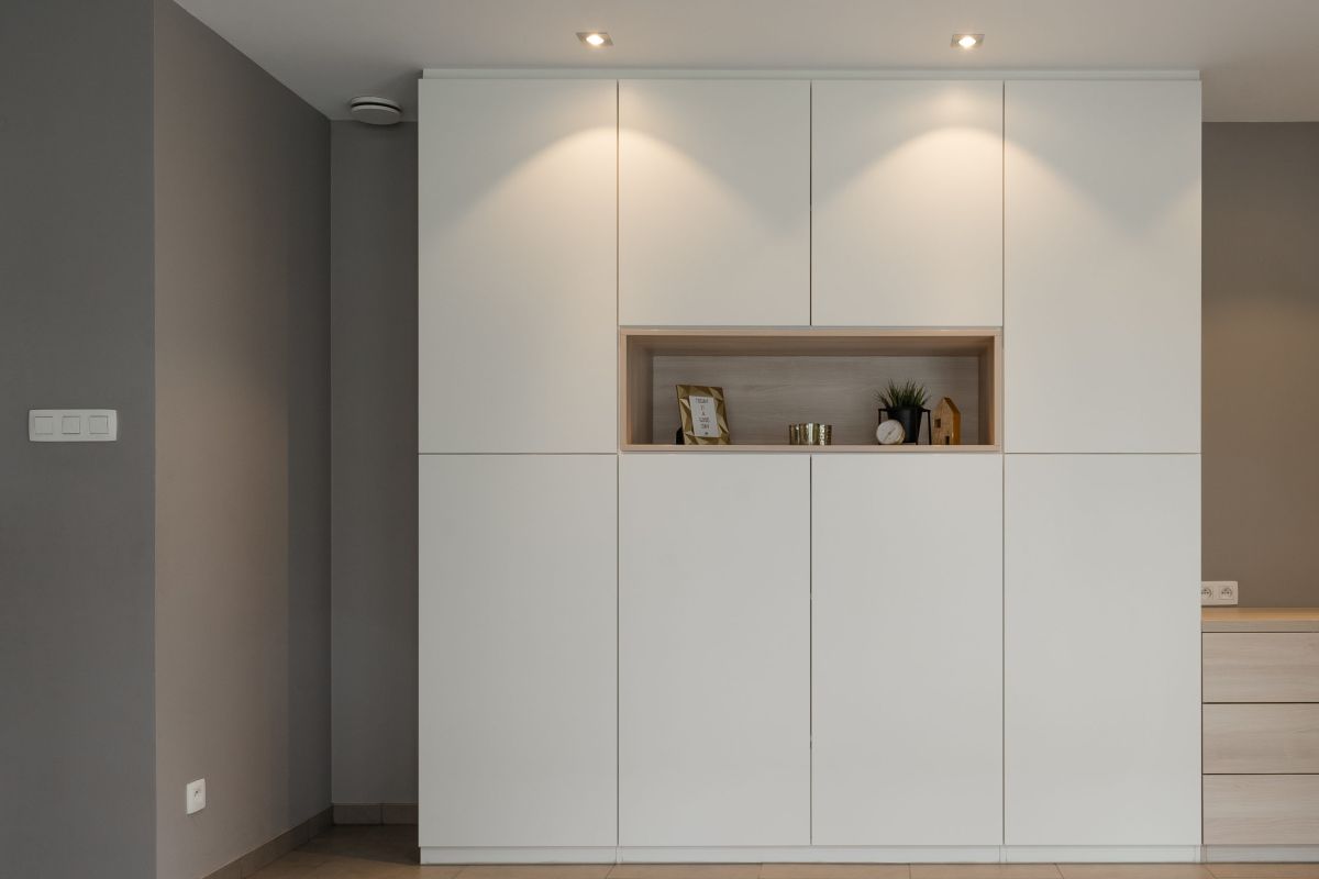KAST & CO (60 Van 67)